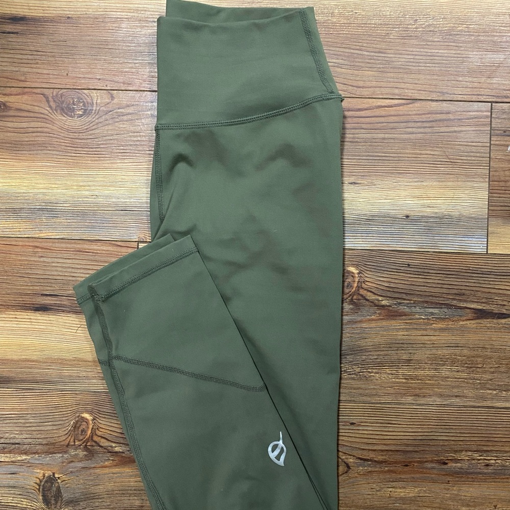 P’tula workout leggings sweet resistance